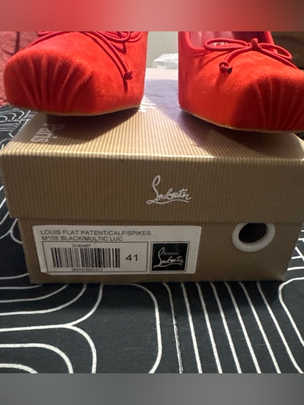 CL Women’s Red Suede Ballet Heels

Runs big.. Sold as is! See bottom of shoe